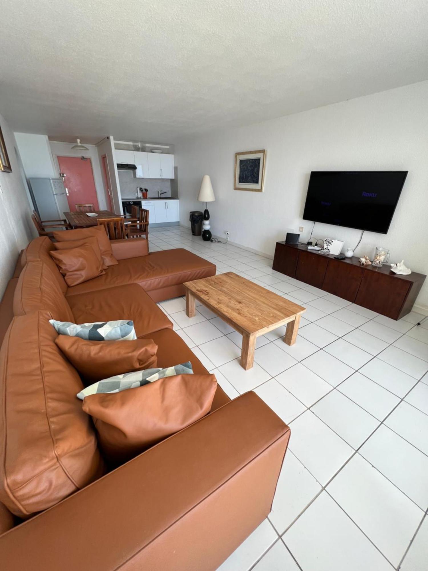 Suite Residence Mont Vernon Orient Bay Buitenkant foto